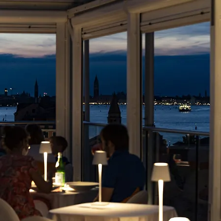 ホテル Ausonia Hungaria Wellness & Lifestyle 5*