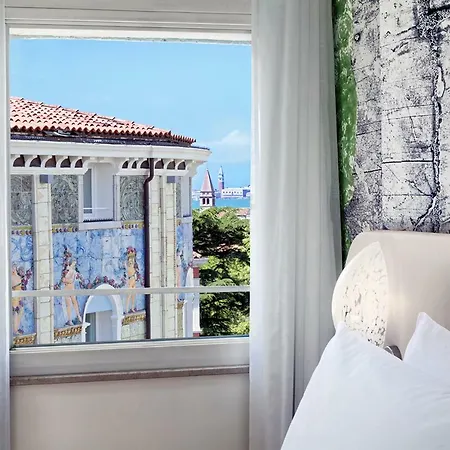 Ausonia Hungaria Wellness & Lifestyle ホテル 5*